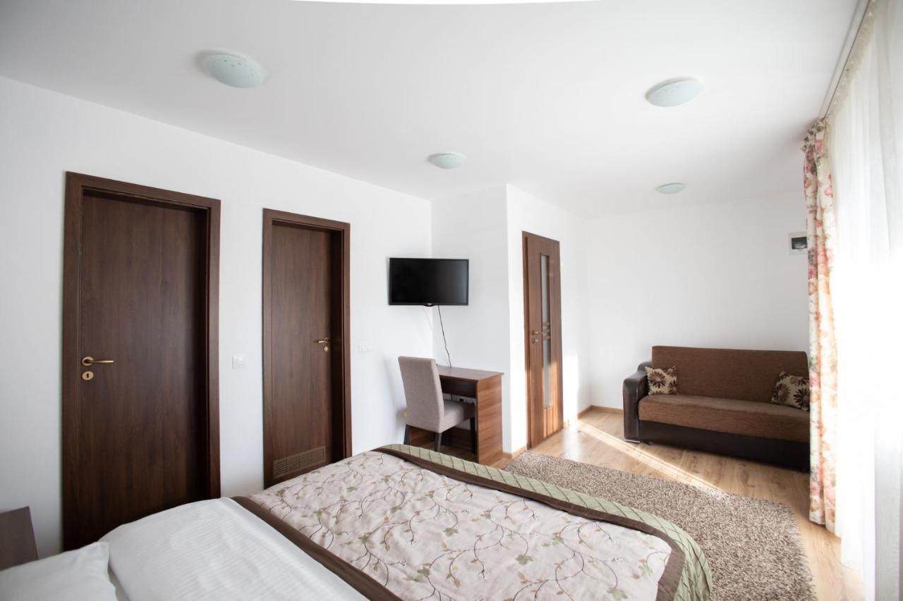 Guest house Pensiunea Encian